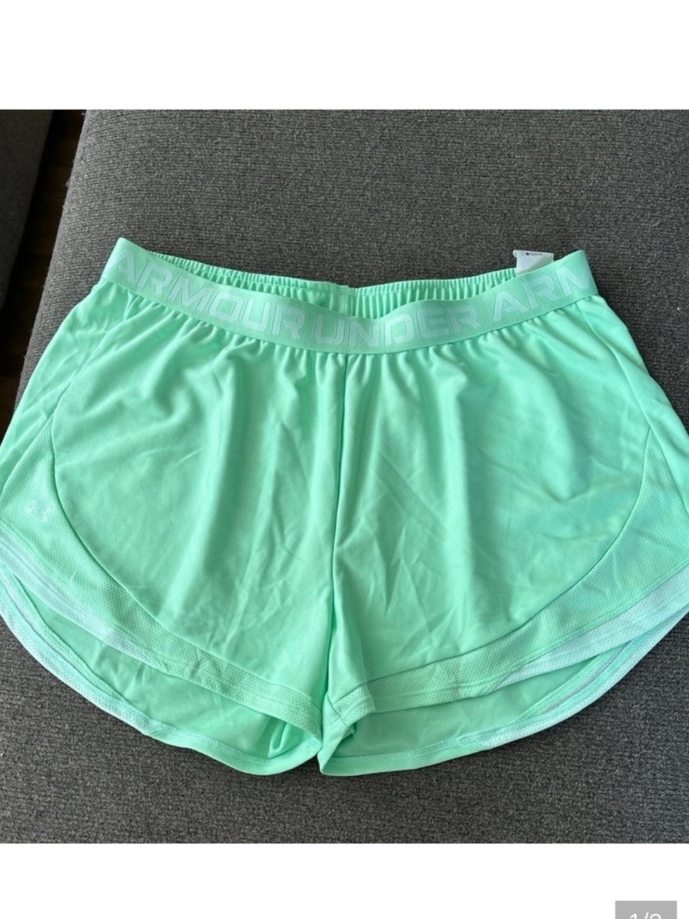 Under Armour Women's Mint Green Athletic Shorts xl